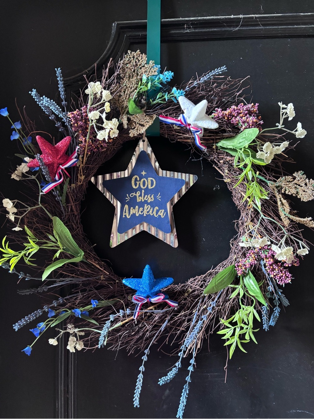 🇺🇸 Star Grapevine Wreath with Blue Accent - Home Holiday